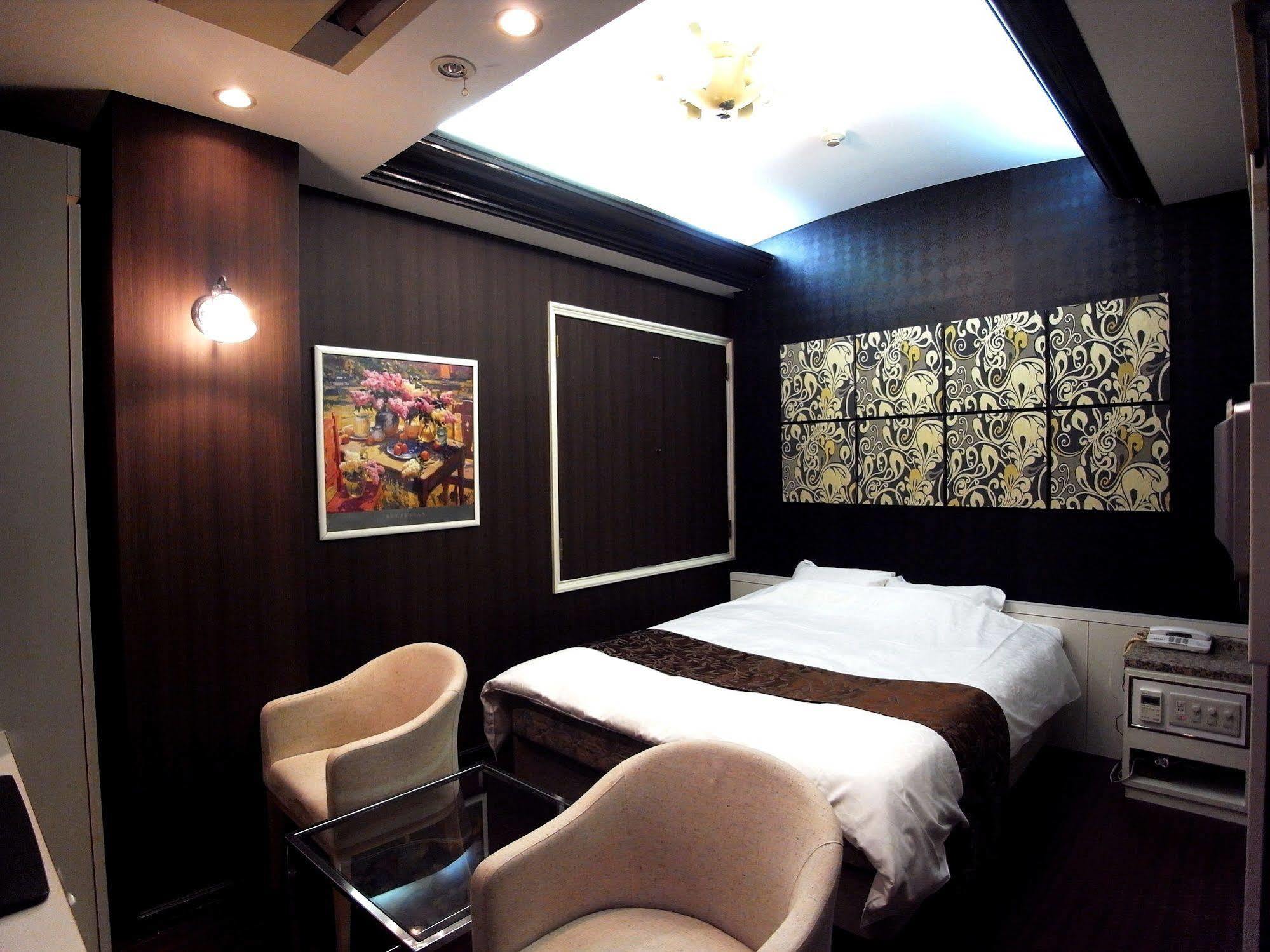 ホテル カルネヴァール 男塾ホテルグループ (Adults Only) Himeji Ngoại thất bức ảnh