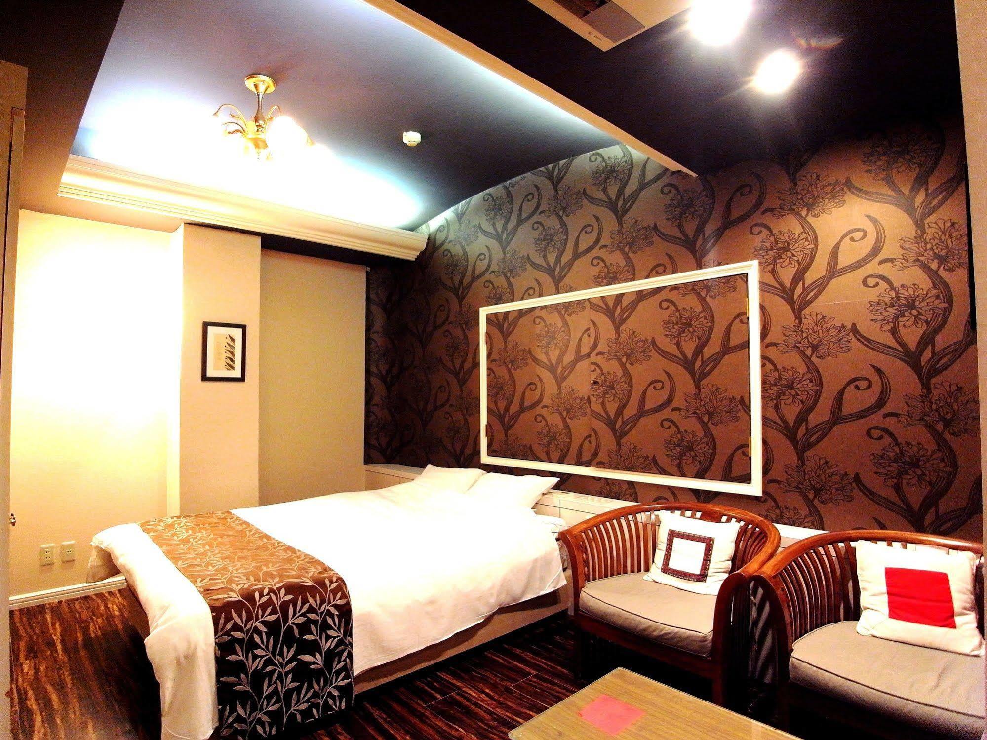 ホテル カルネヴァール 男塾ホテルグループ (Adults Only) Himeji Ngoại thất bức ảnh