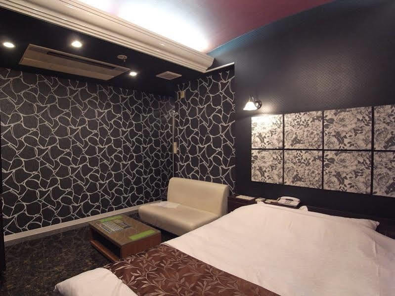 ホテル カルネヴァール 男塾ホテルグループ (Adults Only) Himeji Ngoại thất bức ảnh